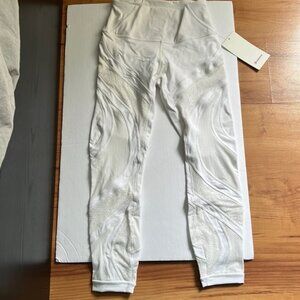 Lululemon wunder under tights
